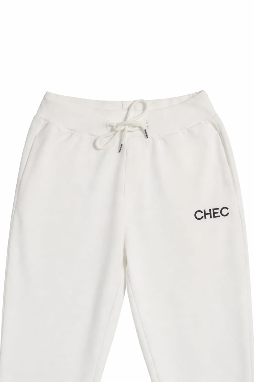 LOUNGE WEAR BOTTOM WHITE TOP CLOSEUP Marshmallow