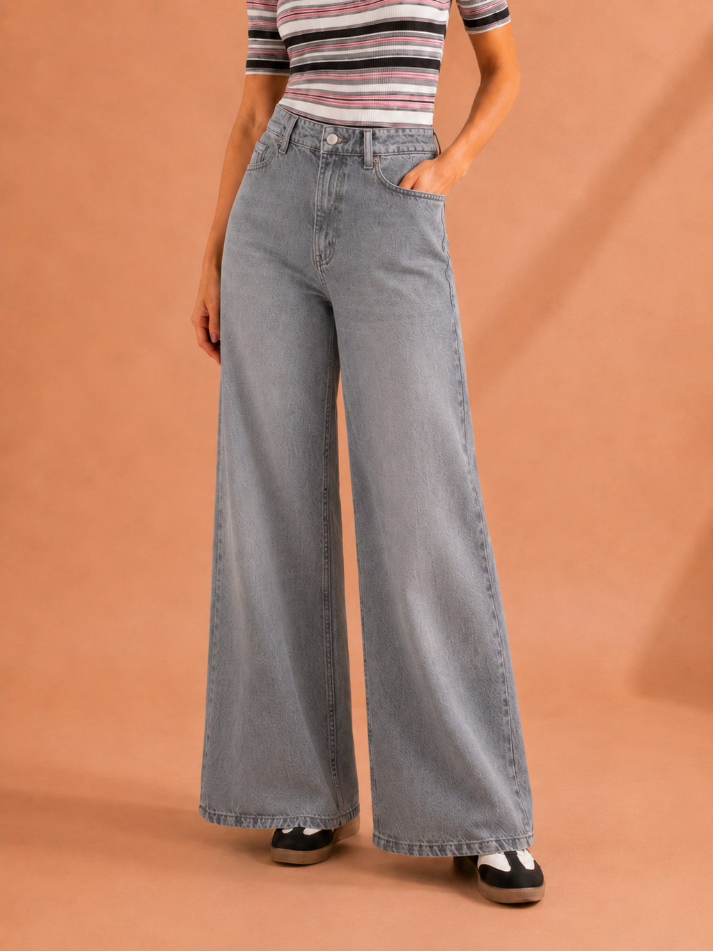 Wide Leg High Rise Jeans