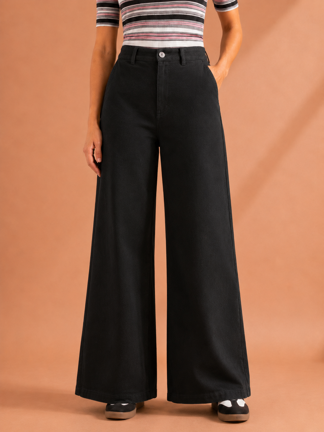 Wide Leg High Rise Jeans