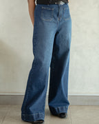 Patch Pocket Wide Leg Jeans.