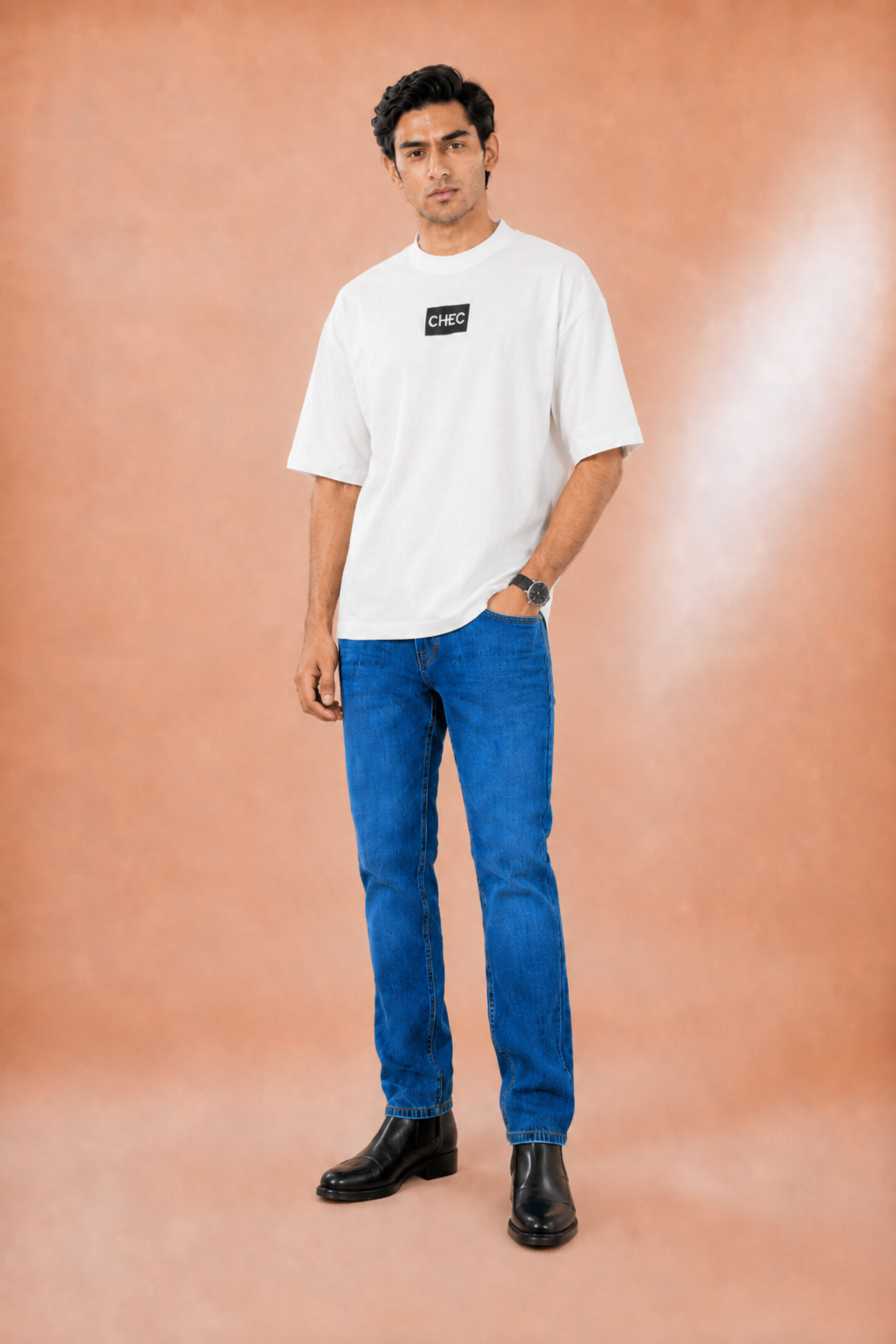 Regular Fit-Patch Tee