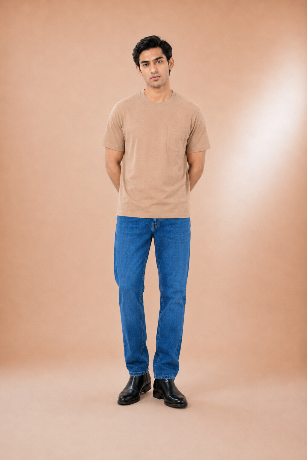 Urban Fit-Everyday Washed Pocket Tee