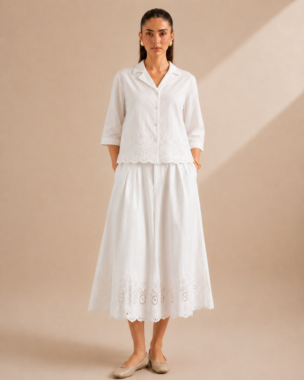 Midi Embroidered skirt