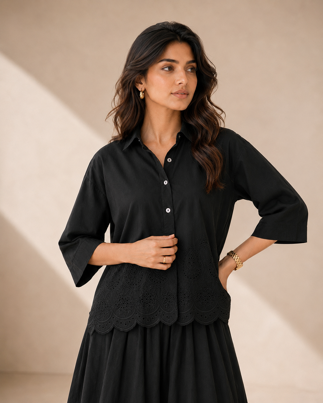 Midi Embroidered skirt