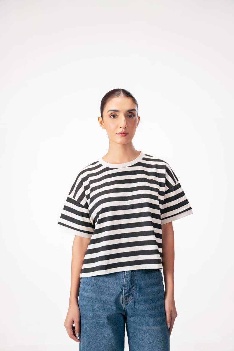 BOXY CROP TEE STRIPE FRONT POSE Cream/striper
