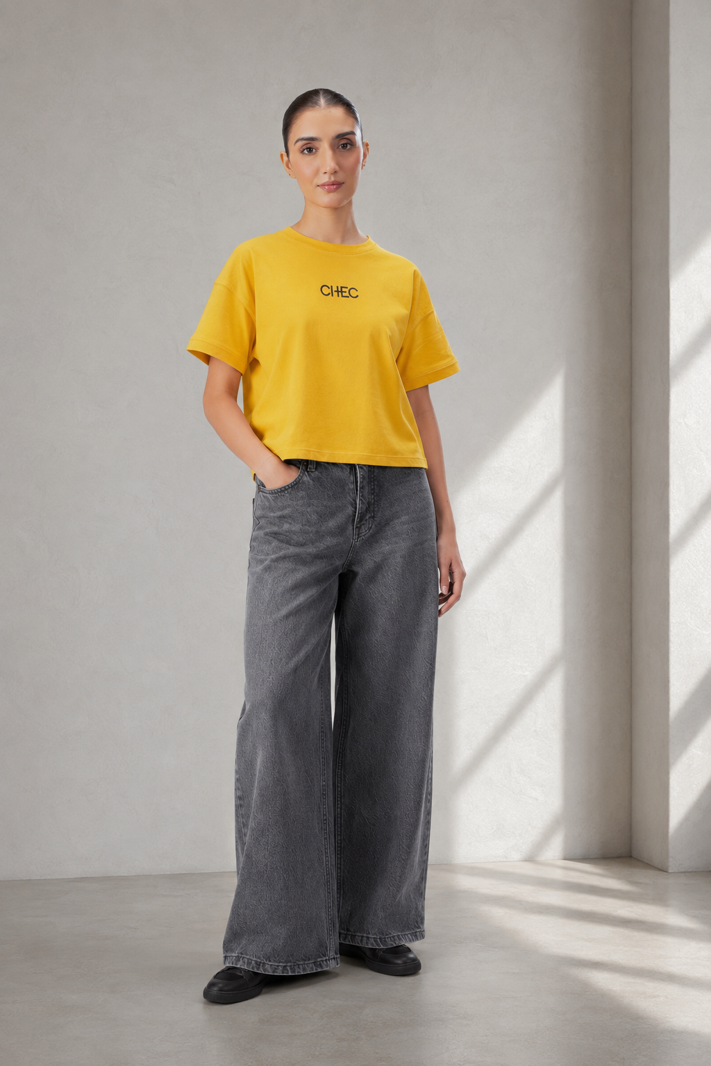 Boxy Crop Logo Tee