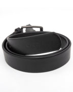 Classic Curve Leather Belt.