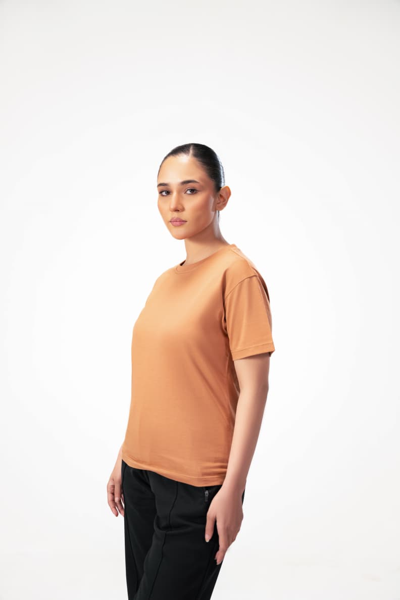 PREMIUM TEE RUST SIDE POSE Chocolate Martini