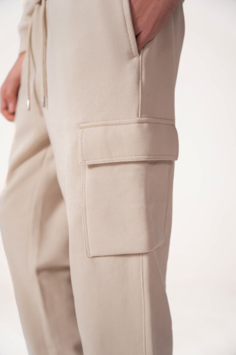 UTILITY CARGO PANT BEIGE POCKET CLOSEUP Silver Lining