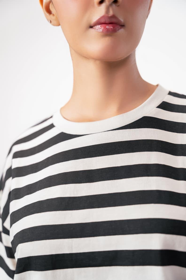 Boxy Crop Tee - CHEC