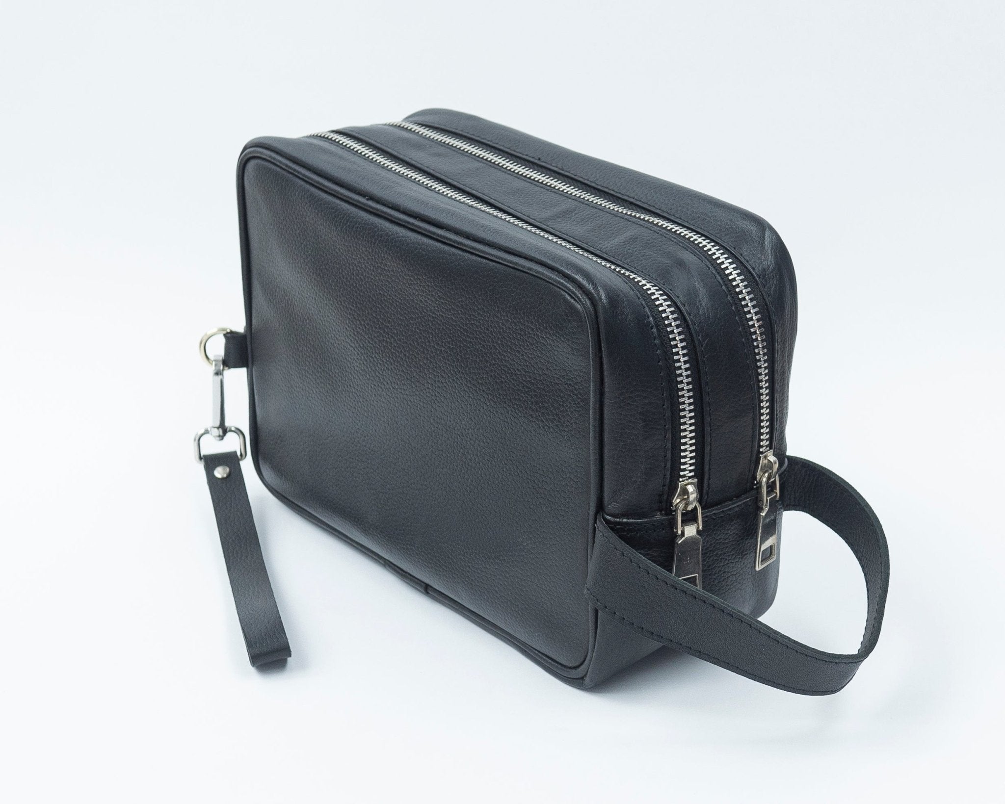 Nomad Leather Dopp - CHEC