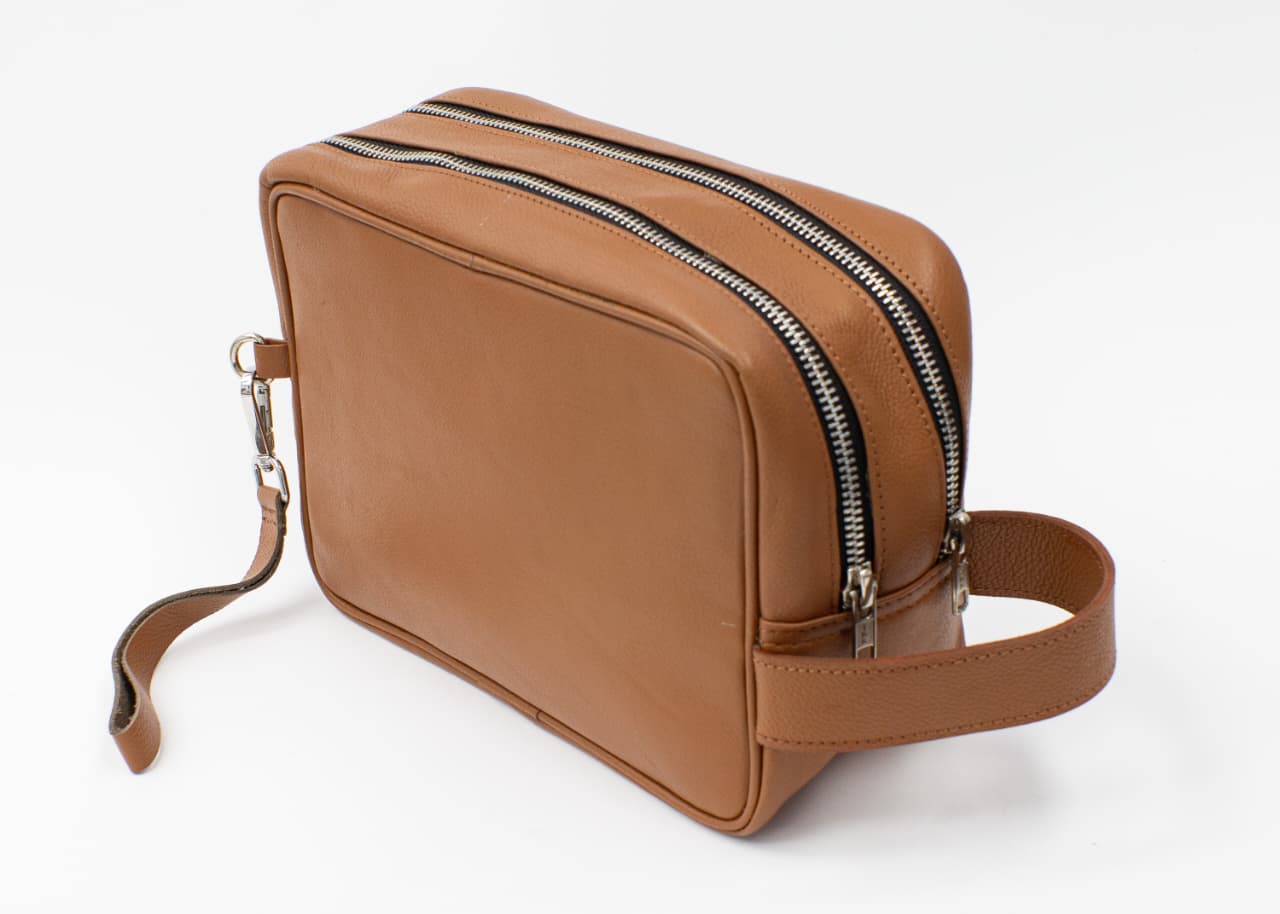 Nomad Leather Dopp - CHEC