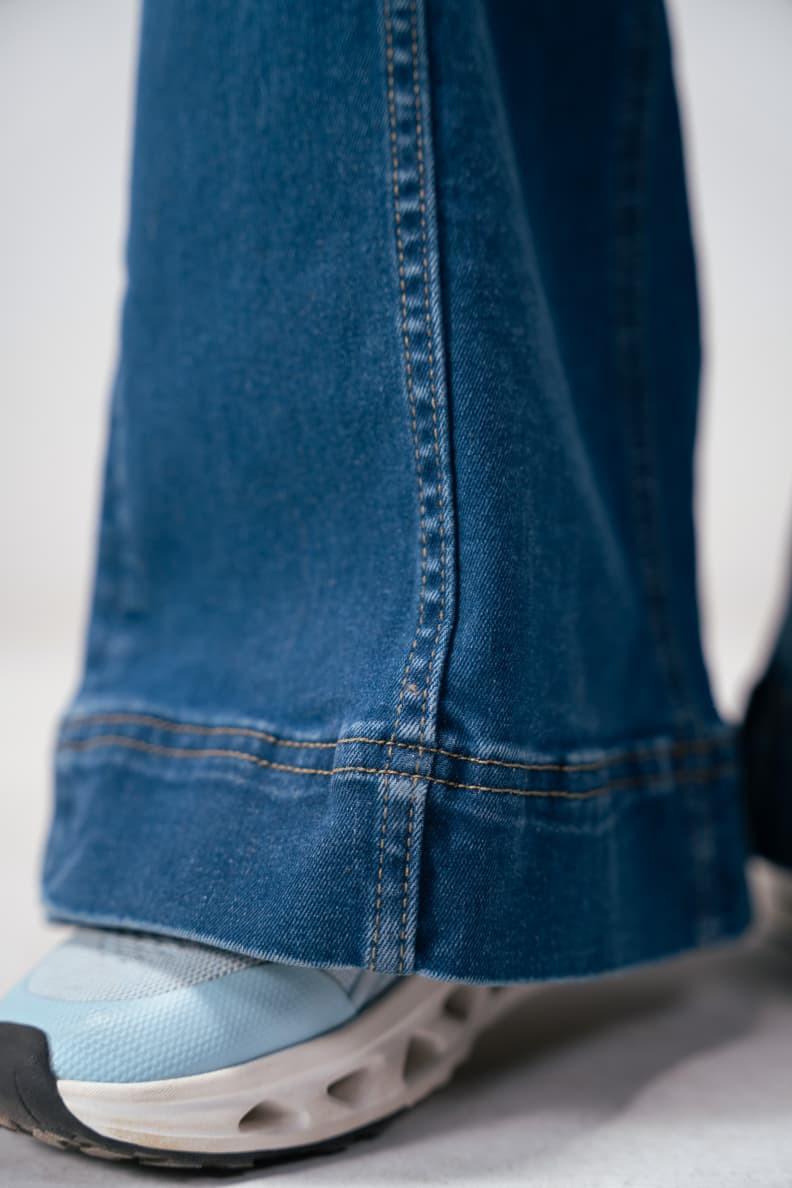 RETRO FLARED JEANS - CHEC
