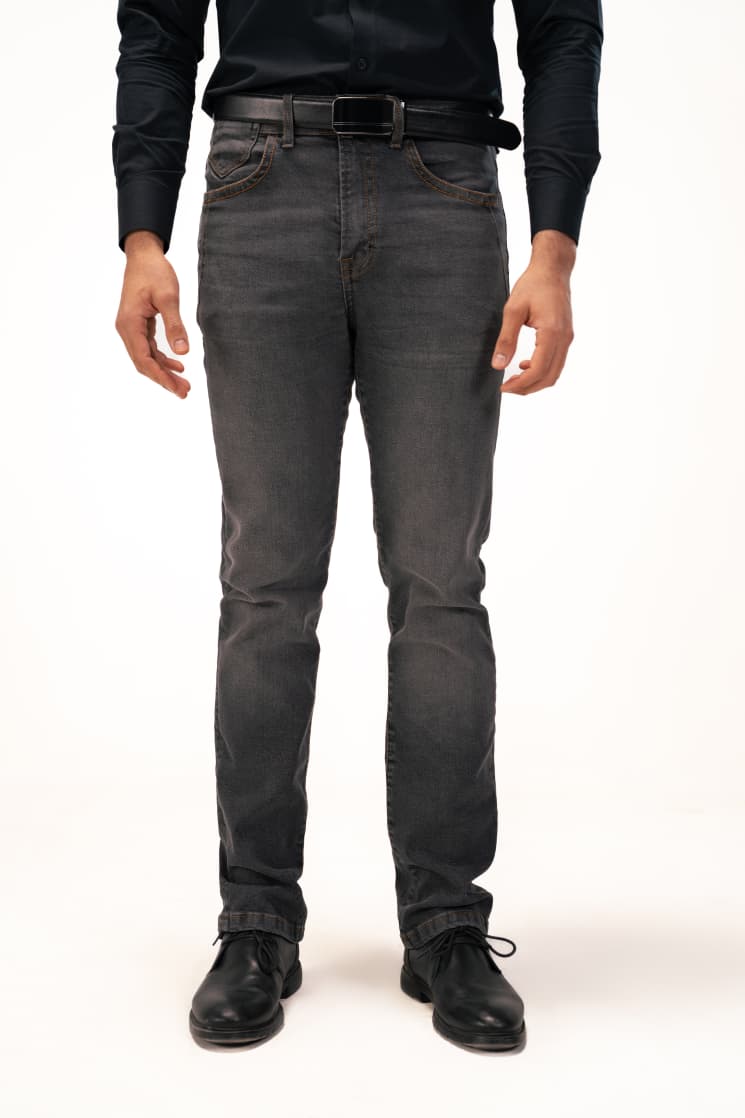Straight Fit Jeans Front Closeup Dark Denim Grey