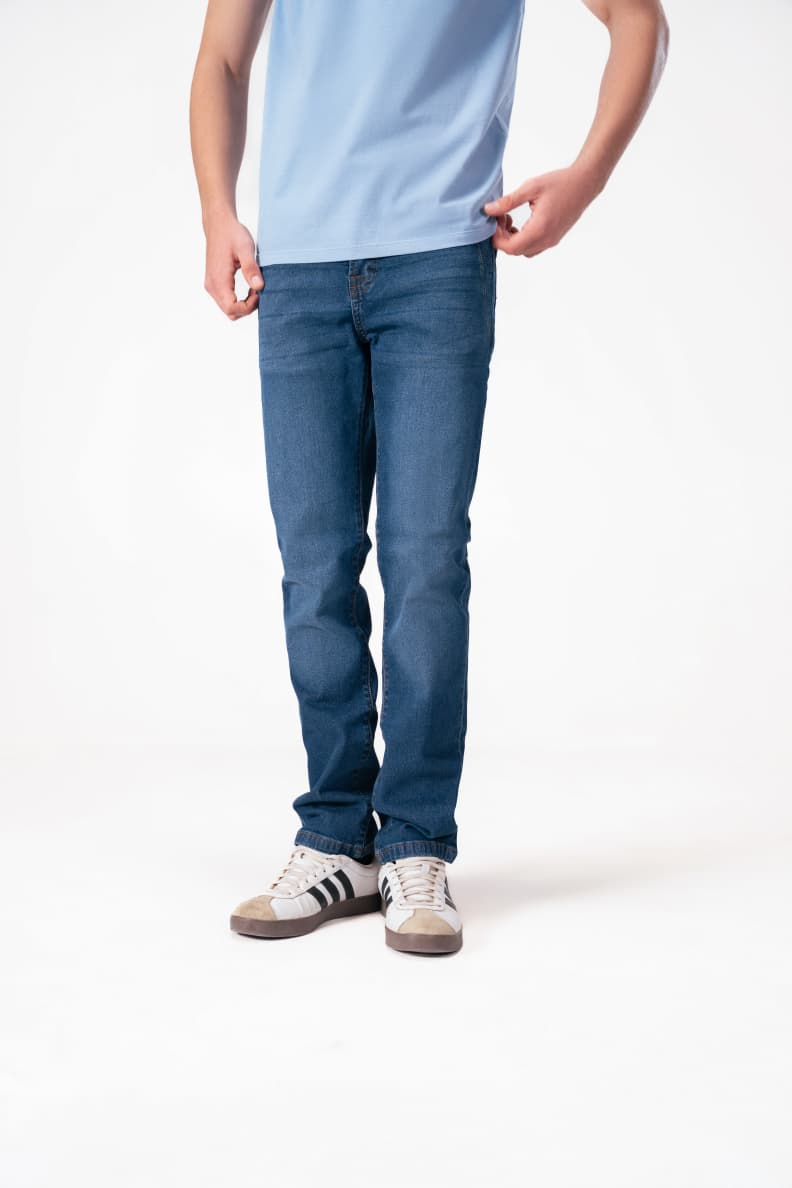 Straight Fit Jeans Mid Blue Front Pose Denim Blue